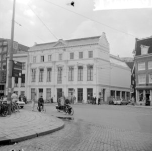 Schilderijententoonstelling in Arti et Amicitae van schilders aangesloten bij Ar, Bestanddeelnr 916-9859