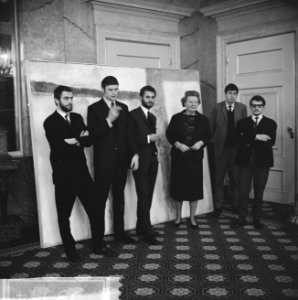 Schilders bij de Koningin op Paleis Soestdijk, v.l.n.r. Pat Andrea, Gustave Asse, Bestanddeelnr 915-9344