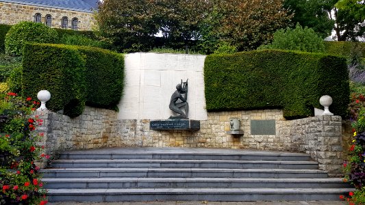 Schin op Geul-Ljubljanamonument (4)