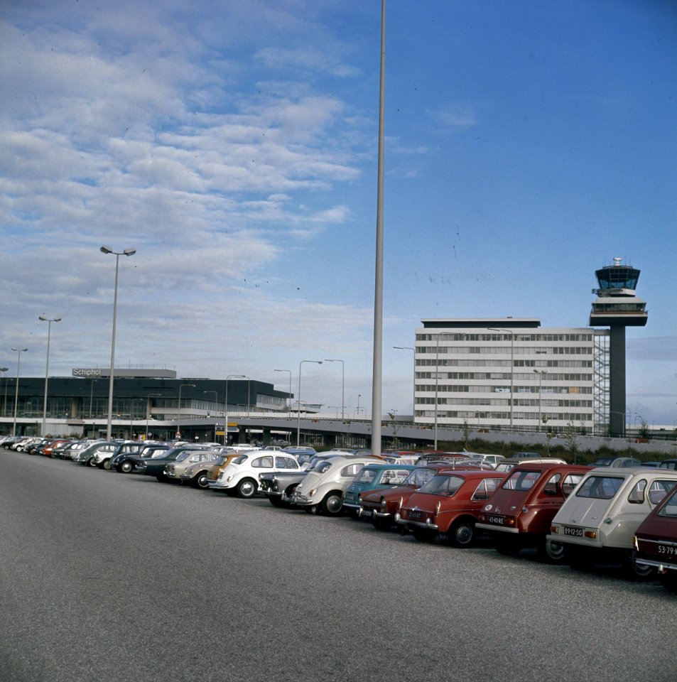 Schiphol, Bestanddeelnr 254-8951