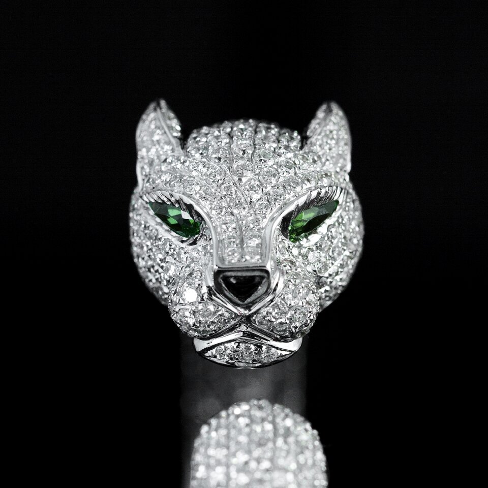 Panther head diamond bracelet