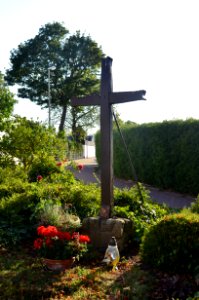 Schneidhain, unteres Kreuz