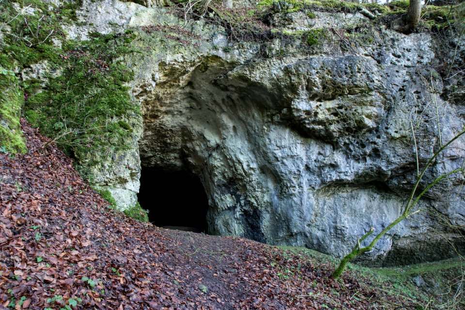 Schneiderloch (B 25) 01