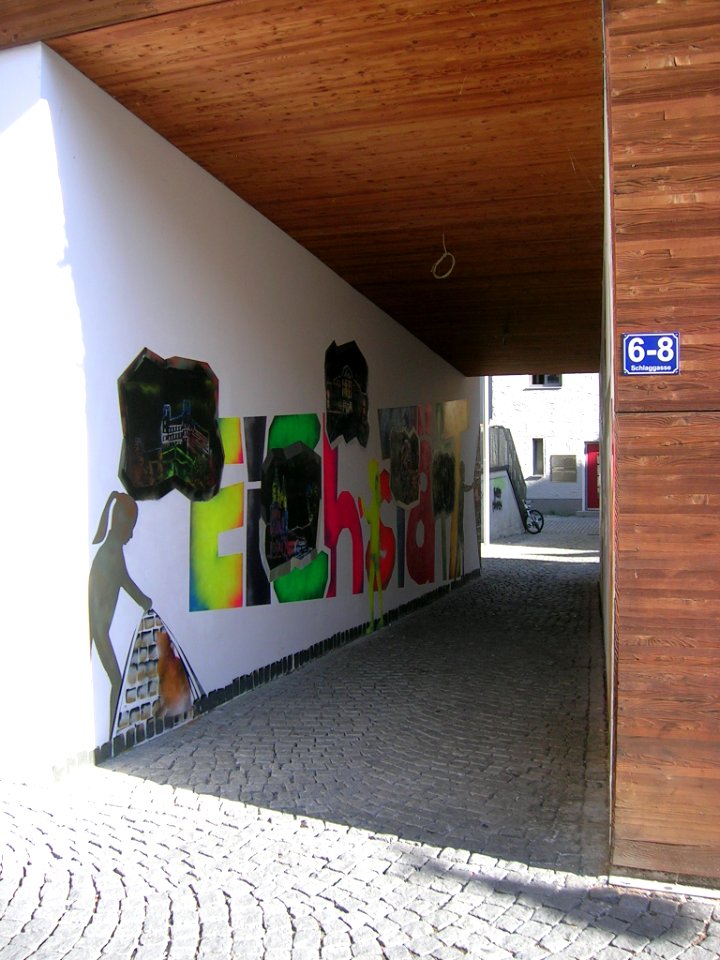 Schlaggasse 6-8 Eichstätt -Graffiti (2018-08 1)