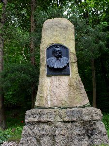 Schneider Denkmal (2)