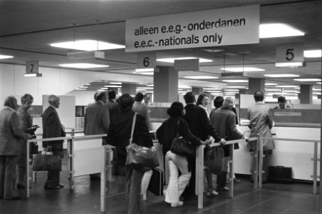 Schiphol, bord Alleen EEG-onderdanen, Bestanddeelnr 929-3676