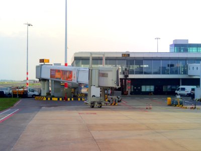 Schiphol B35 outside