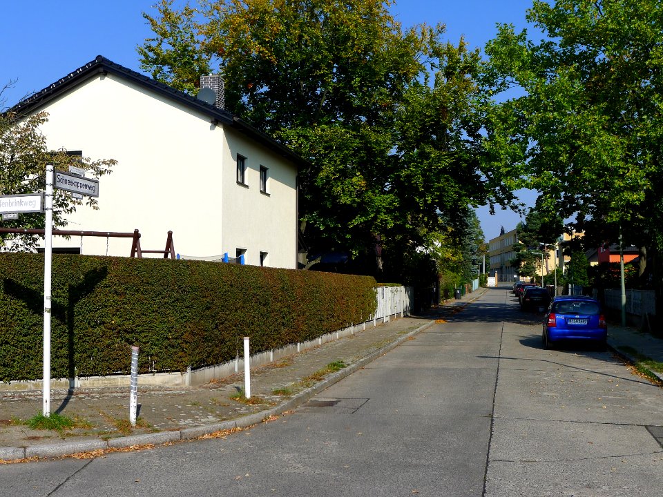 Schneekoppenweg (Berlin-Lankwitz)