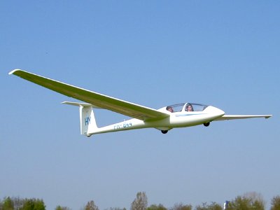 Schleicher ASK 21 PH-844 pic3