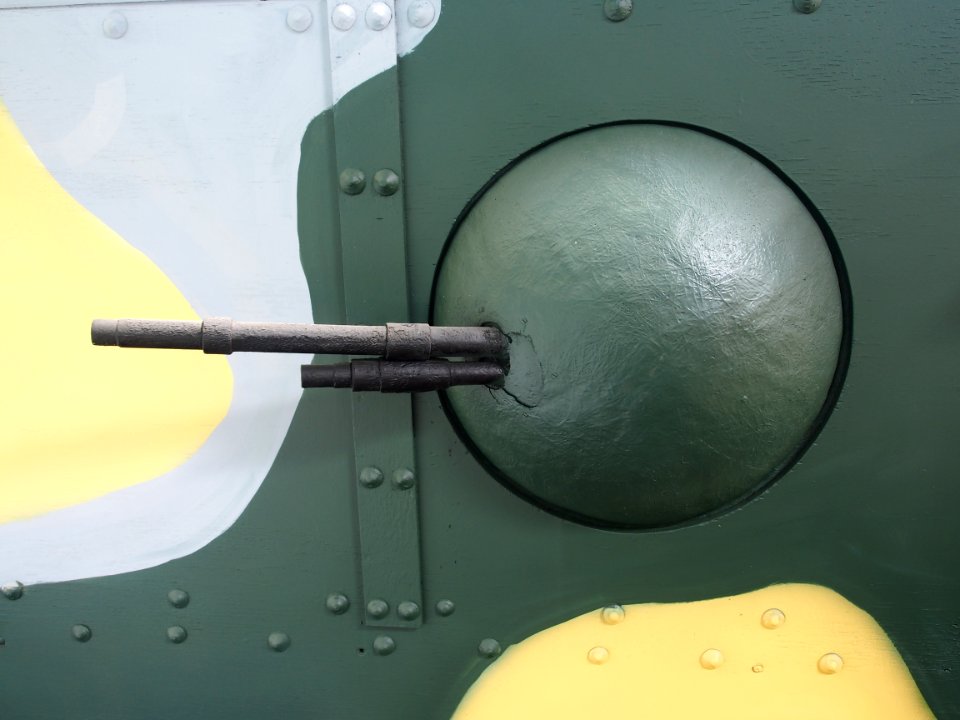 Schneider CA1 in the Musée des Blindés, pic5