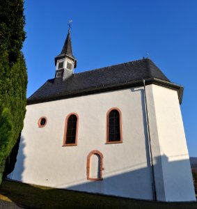 Schneidhain, evangelische Kirche (1)