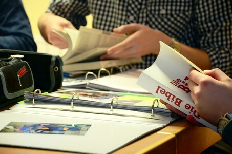 Study bible alumni teaching
