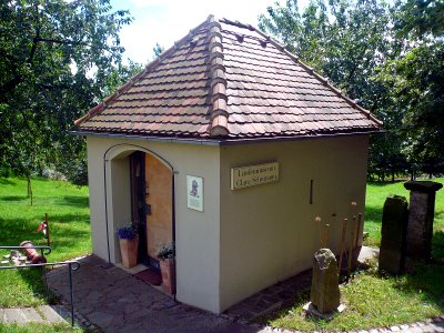 Schmorsdorfer Linde, 4