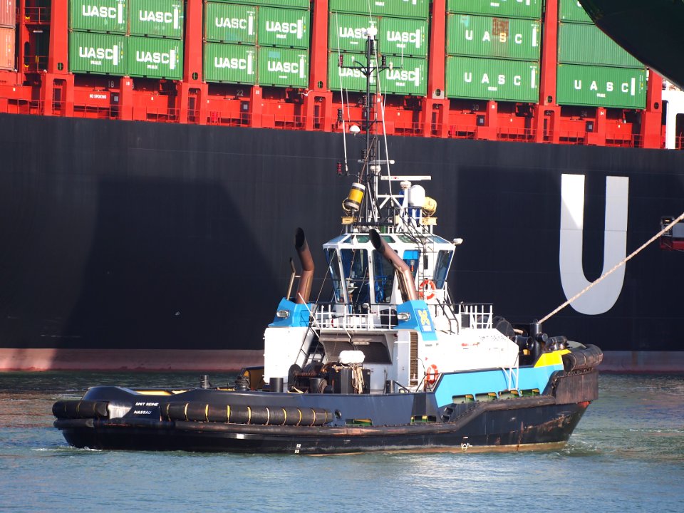 Smit Seine (tugboat, 2009) IMO 9476393 Amazonehaven Port of Rotterdam pic4