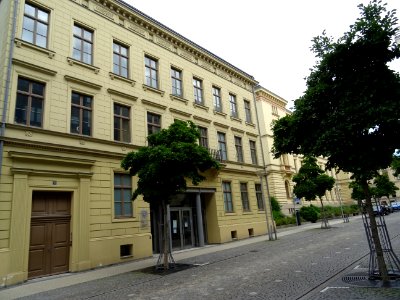 Schloßstraße 24