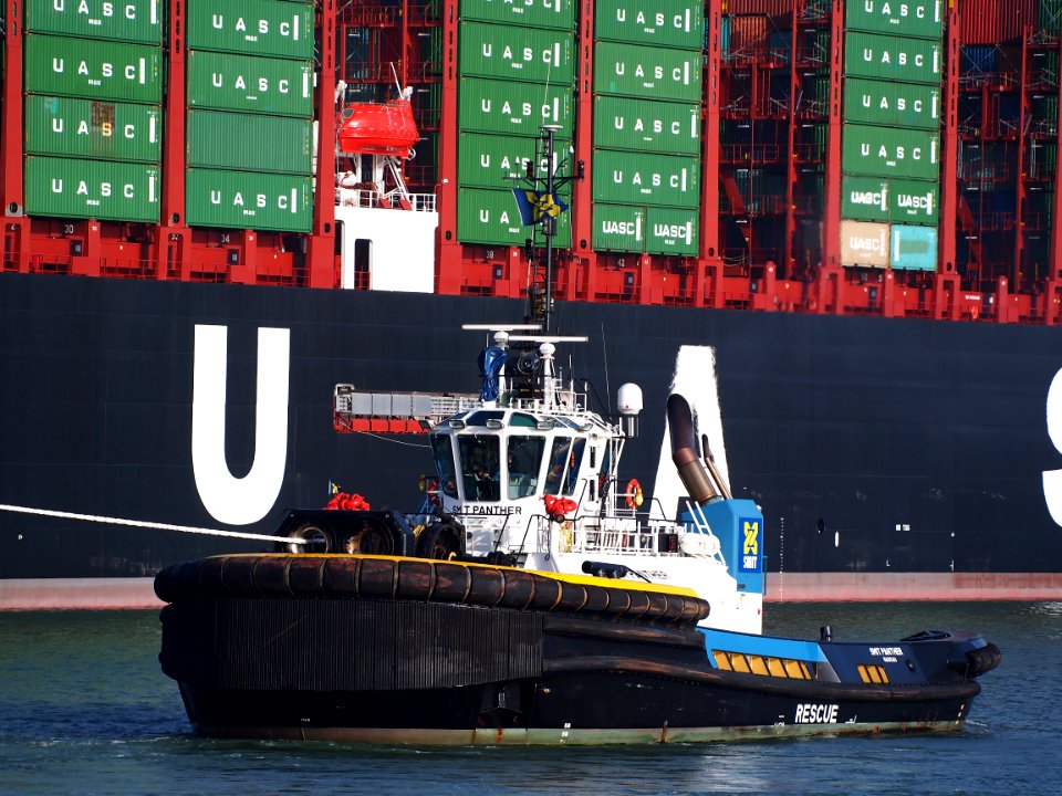Smit Panther (tugboat, 2009) IMO 9434814 Callsign C6XV7 Amazonehaven Port of Rotterdam pic3