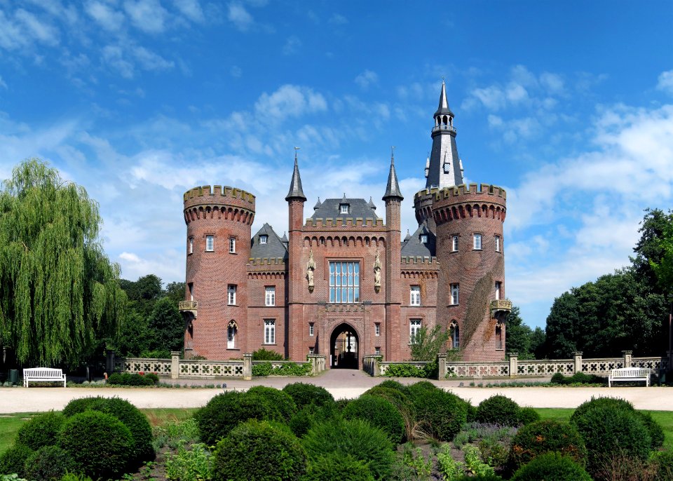 Schloss Moyland, 6