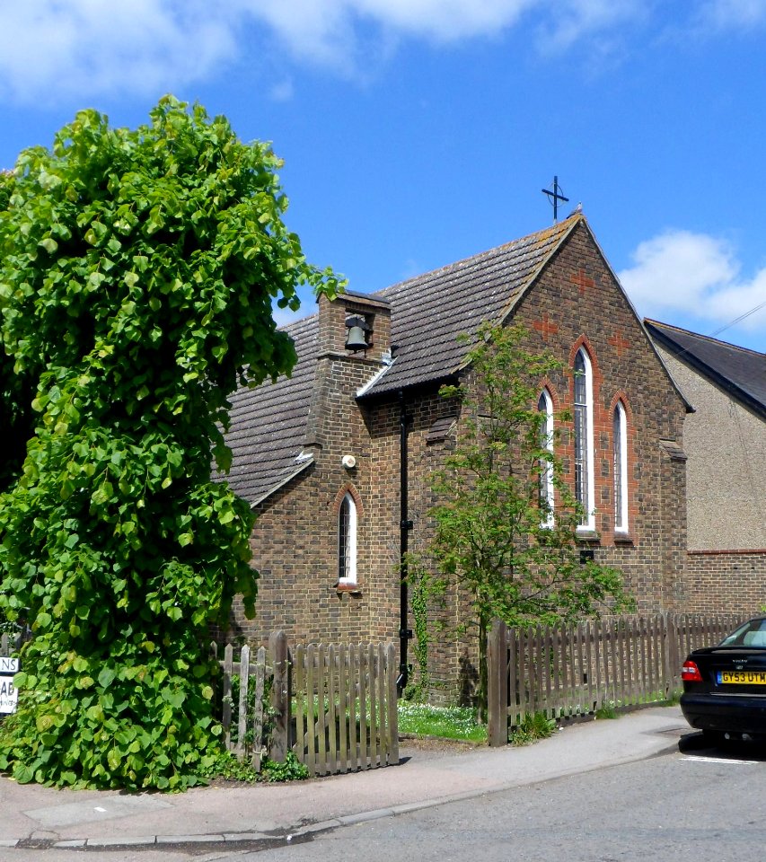 Smallfield Church Hall and Chapel, Smallfield (June 2013) (3)