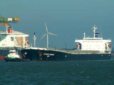 SMIT POLEN - IMO 8521701 towing Genco Knight (IMO 9200378) p3, Mississippi harbour, Port of Rotterdam, Holland 25-Feb-2006