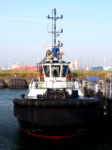 Smit Ebro - IMO 9476408 - Callsign C6XZ2, Calandkanaal, Port of Rotterdam pic2