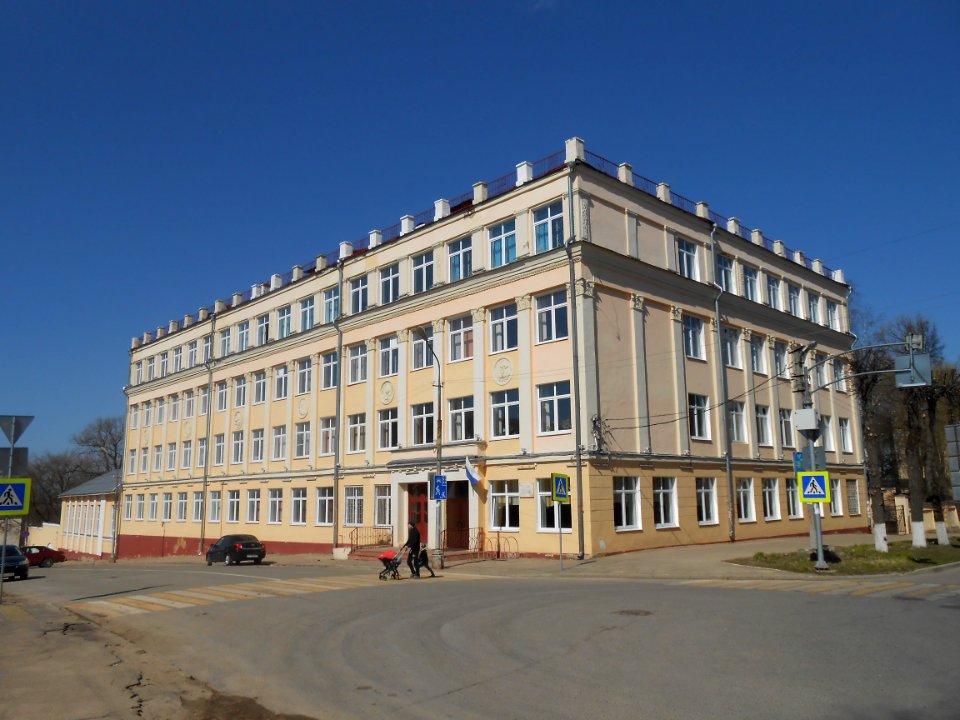 Smolensk, Bakunin Street, 14 - 04