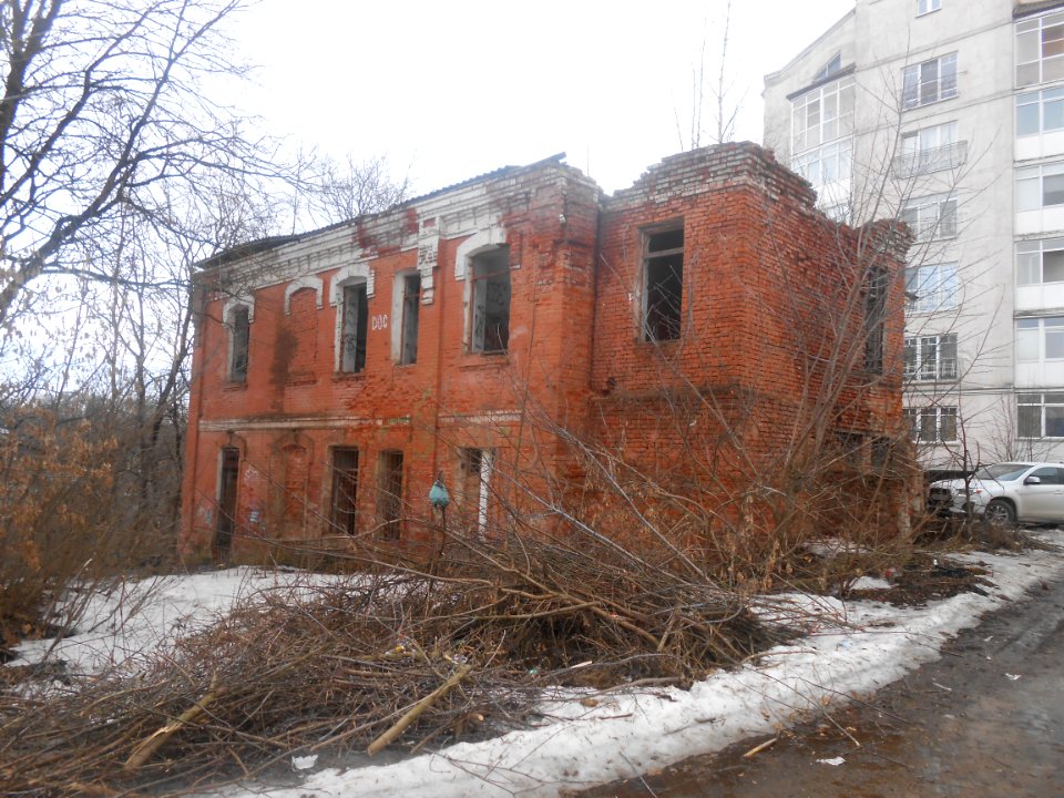 Smolensk, Bakunin Street, 5A - 28