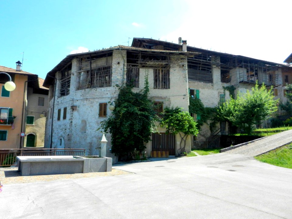 Small square in Favrio (Fiavè)