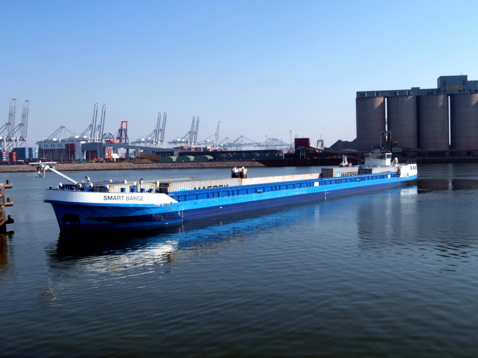 Smart Barge, ENI 02330036 Port of Rotterdam 21March2009