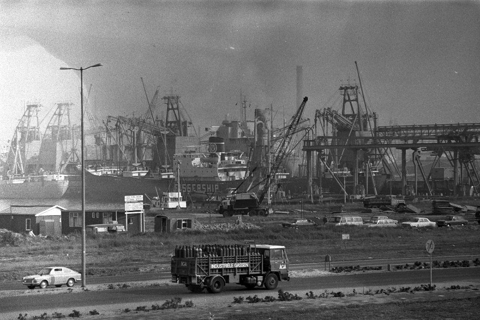 Smog in Rijnmondgebied 30 september 1971, Bestanddeelnr 924-9951