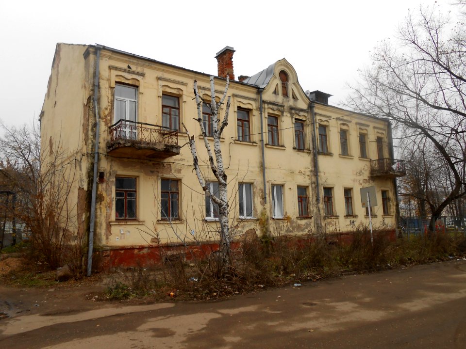 Smolensk, Novolenigradskaya street, 6 - 01
