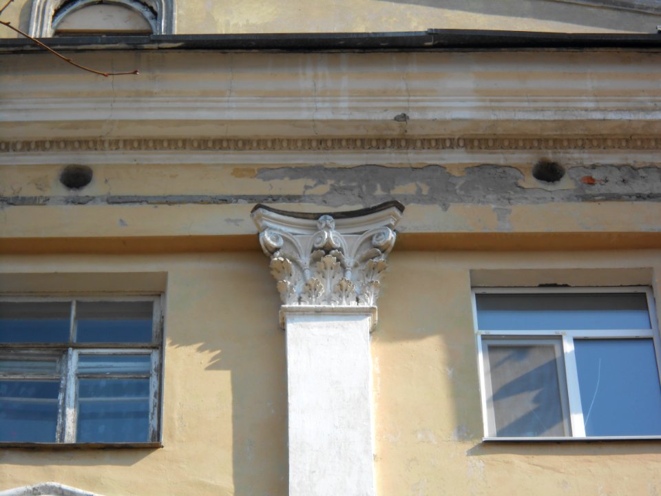 Smolensk, Oktyabrskoy Revolyutsii Street, 7 - 07