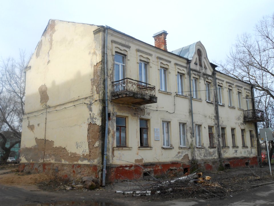 Smolensk, Novolenigradskaya street, 6 - 10