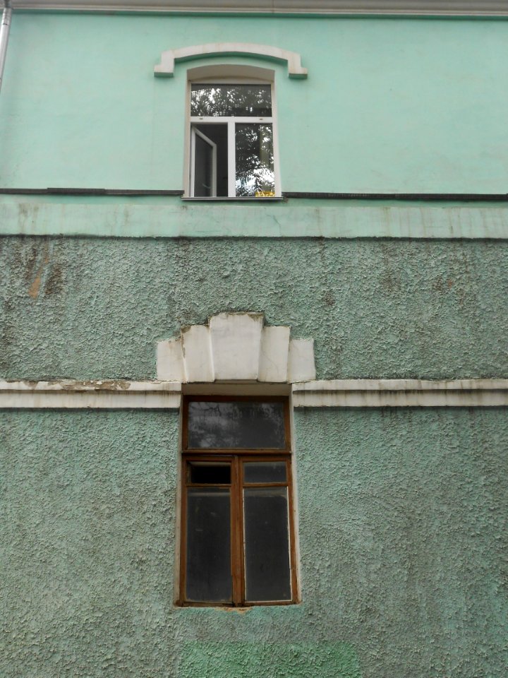 Smolensk, Frunze Street, 3 - 04