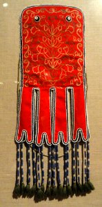 Smoking (octopus) bag, Athapaskan - Etholén collection, Museum of Cultures (Helsinki) - DSC04966