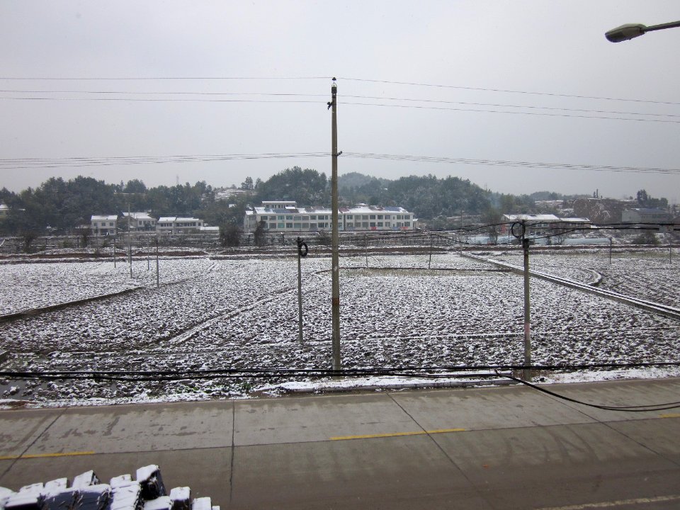 Snowscape of Qingshanqiao Town in Ningxiang, Hunan, China, in January 2012, picture2