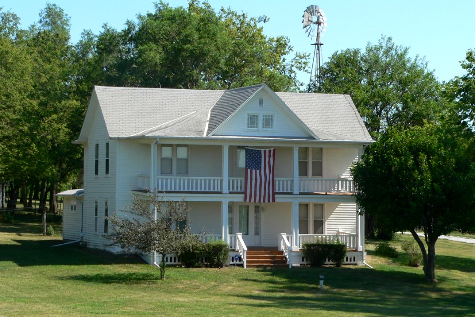 Snoke-Tate farmstead house from SW 1