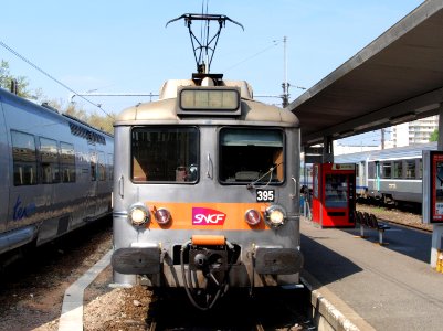 SNCF 395 at Orleans, France p1