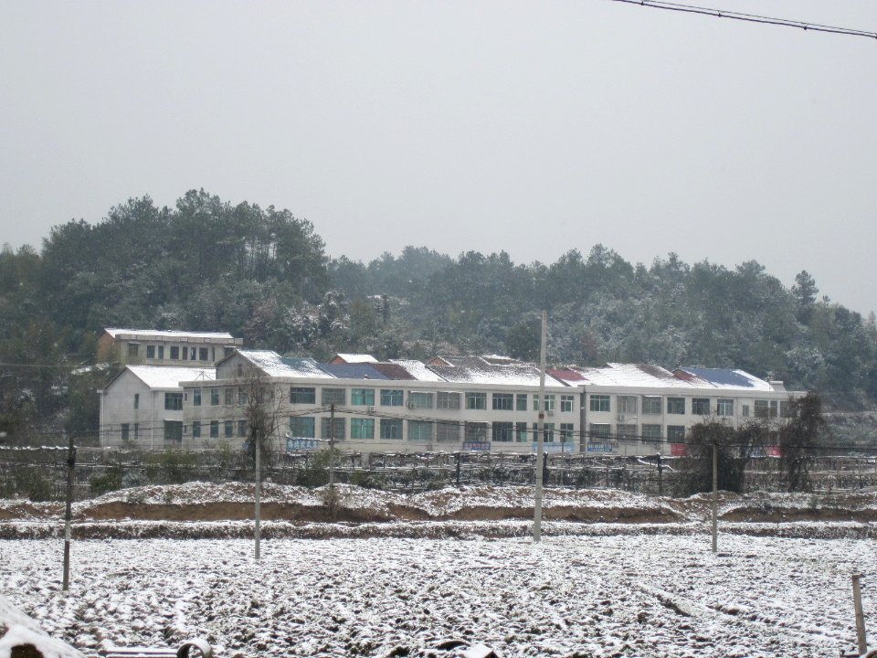 Snowscape of Qingshanqiao Town in Ningxiang, Hunan, China, in January 2012, picture3