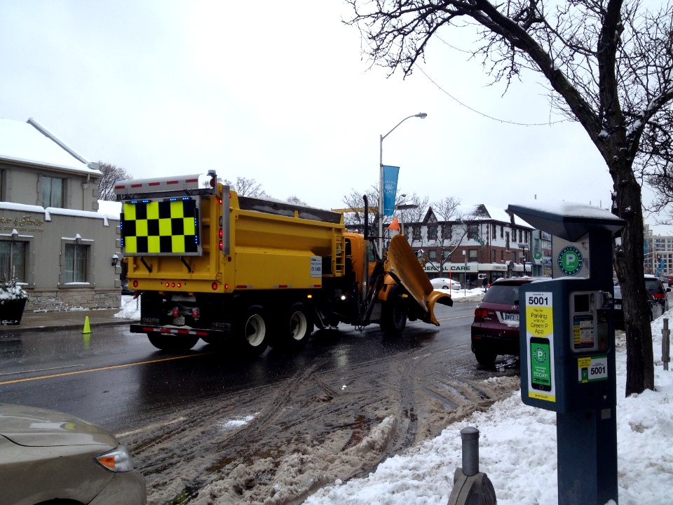 SnowRemovalBloorStreet 02