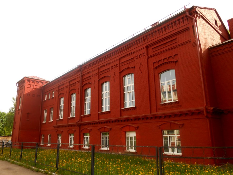 Smolensk, Kominterna Street, 12A - 37