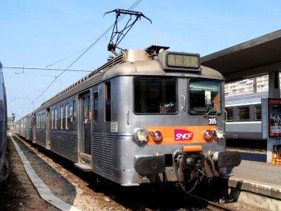SNCF 395 at Orleans, France p3