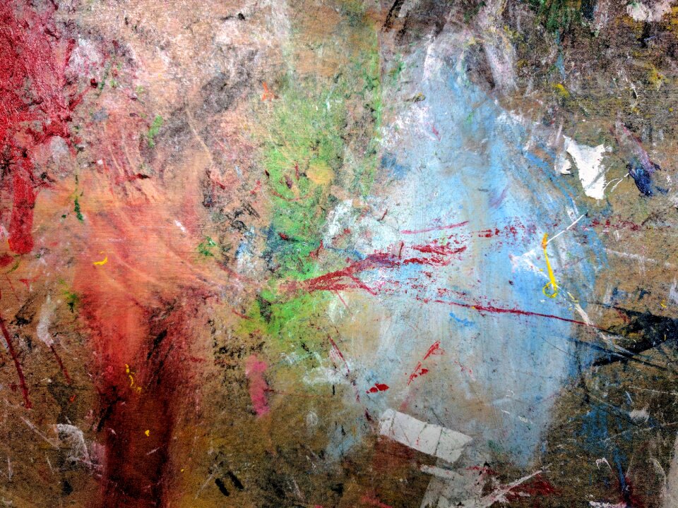 Background mess artist