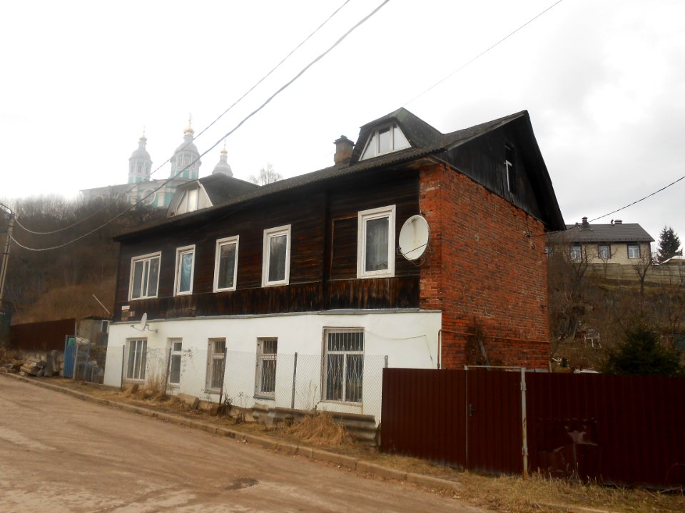 Smolensk, Krasny Ruchey Street, 13 - 03