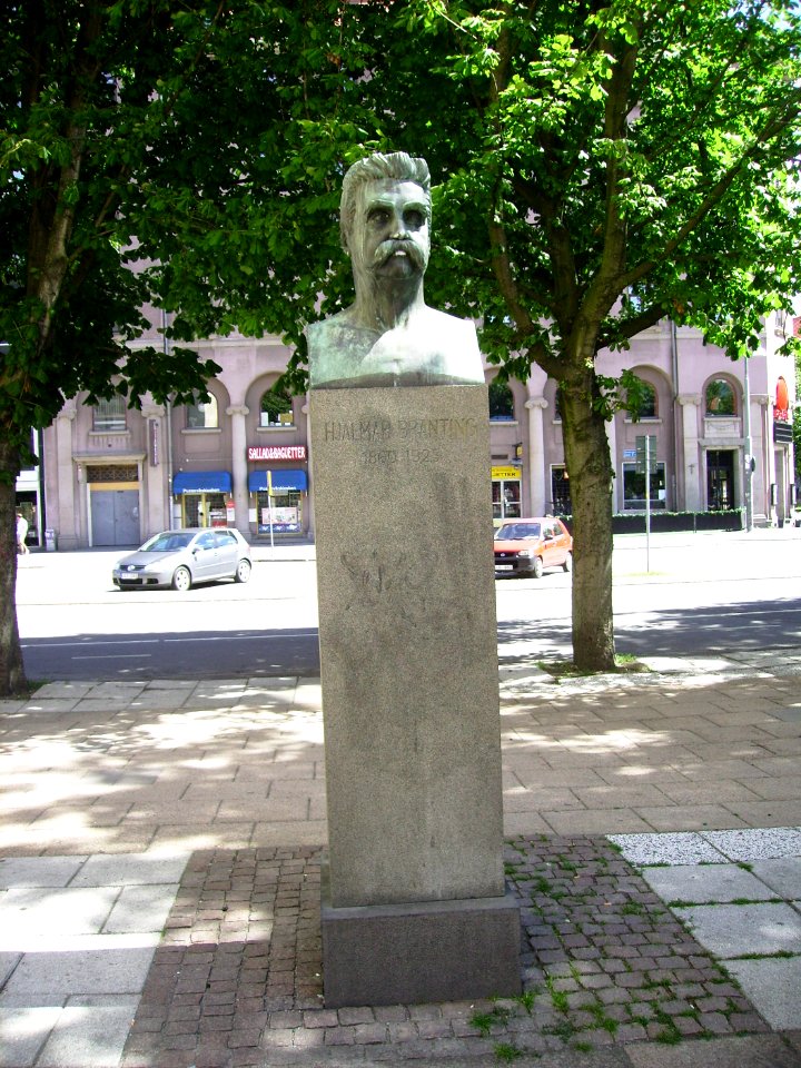 Skulptur Hjalmar Branting