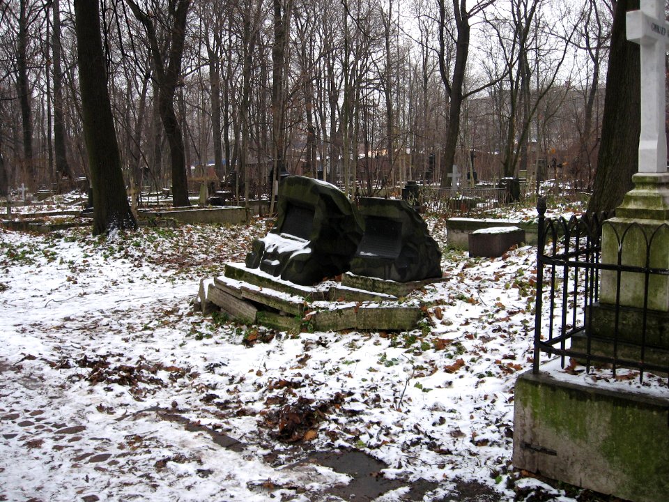 Smolensk Lutheran cemetery 4