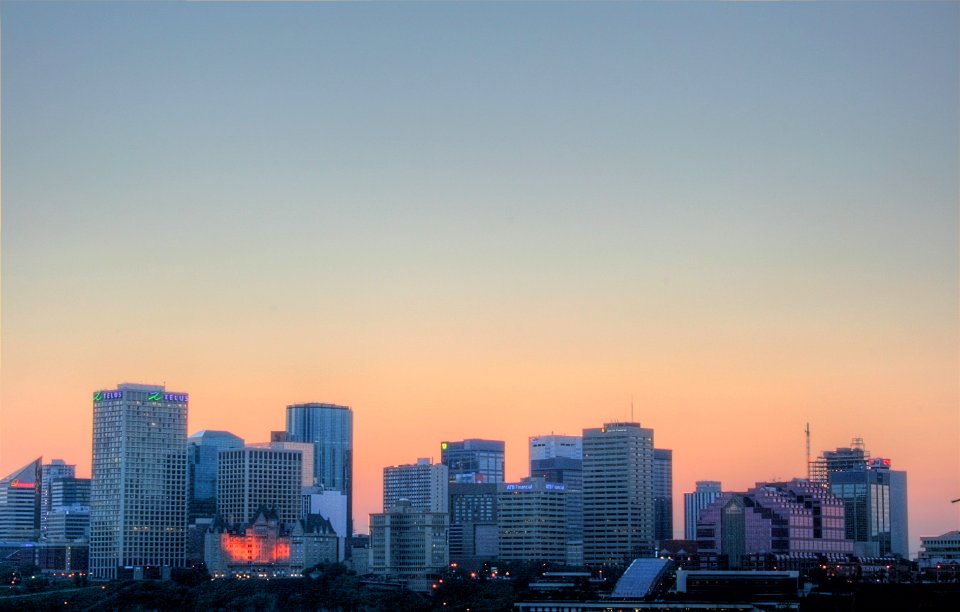 Skyline from Strathearn Edmonton Alberta Canada 04A