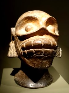 Skull effigy vessel, Mixtec, Oaxaca state, Postclassic period, 1000-1250 AD, ceramic - Dallas Museum of Art - DSC04565