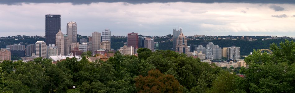 Skyline from Spring Hill Cemetery, 2015-06-28, 01