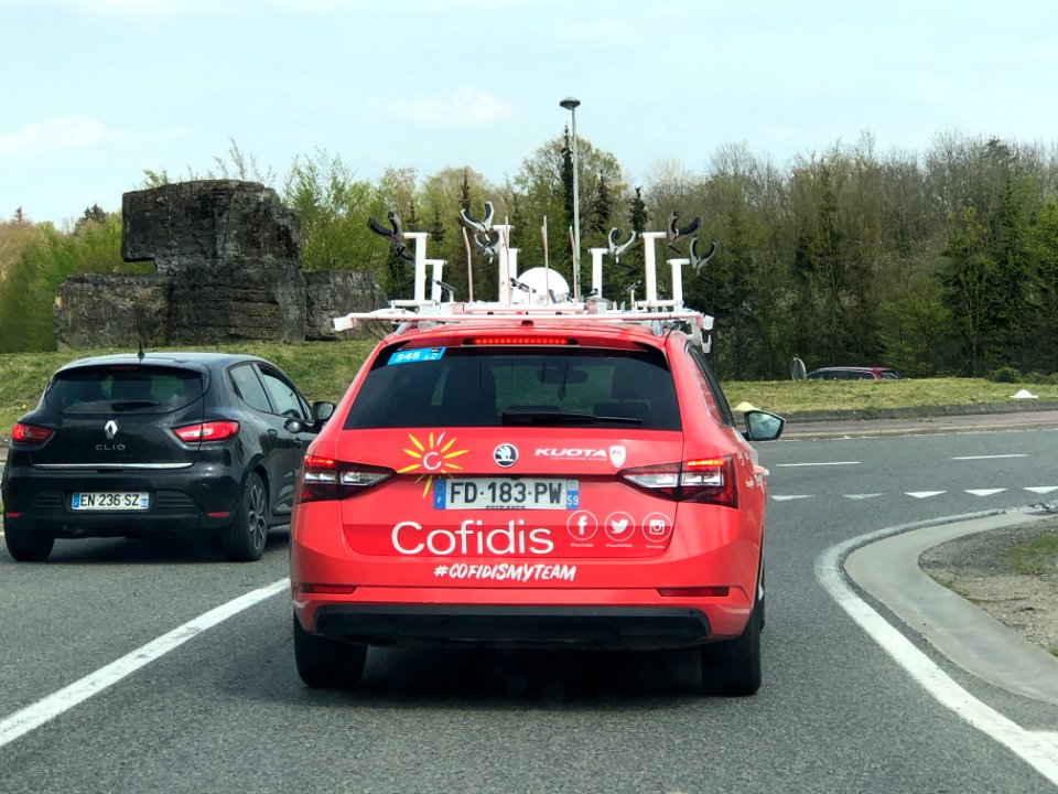 Skoda Superb du team cycliste Cofidis 2019 001