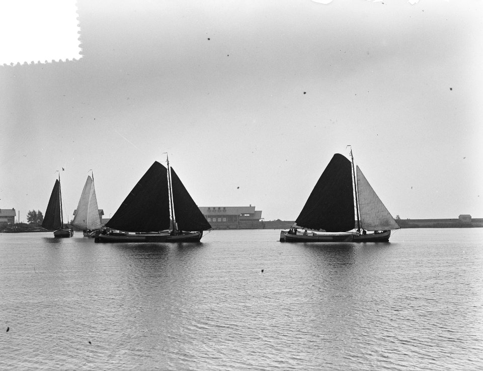 Skutjeszeilen op IJsselmeer. De Lemmer, Bestanddeelnr 904-7211